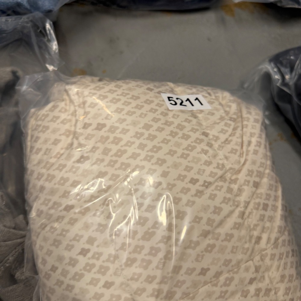 The North Face Nuptse 700 Down Puffer Vest Cream Tan Geometric Diamond Print L - Picture 7 of 7